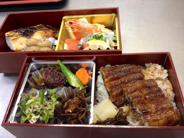 お持ち帰りの外観